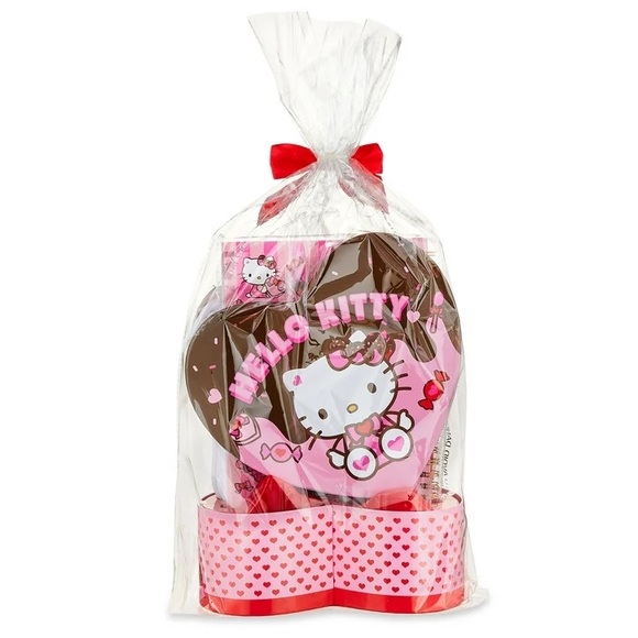 Hello Kitty Valentine's Day Heart Box Gift Set - SAME DAY SHIP - Picture 3 of 5